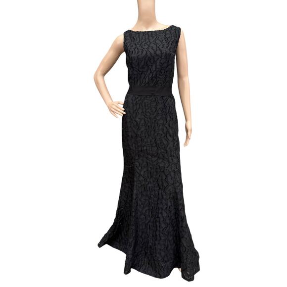 St. John 10 Black Lace Maxi Dress Godet Mermaid Evening Gown Boat Neck - Picture 1 of 12